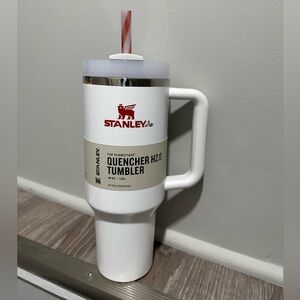 Stanley Mistletoe Twist. Brand new. Limited edition